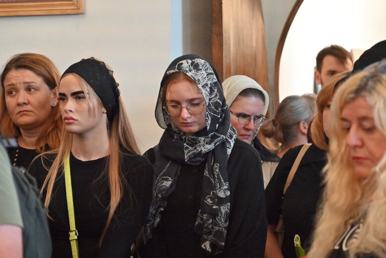 Зі скрипалем та воїном Давидом Якушиним, який загинув у бою з окупантами, попрощалися в Києві 34