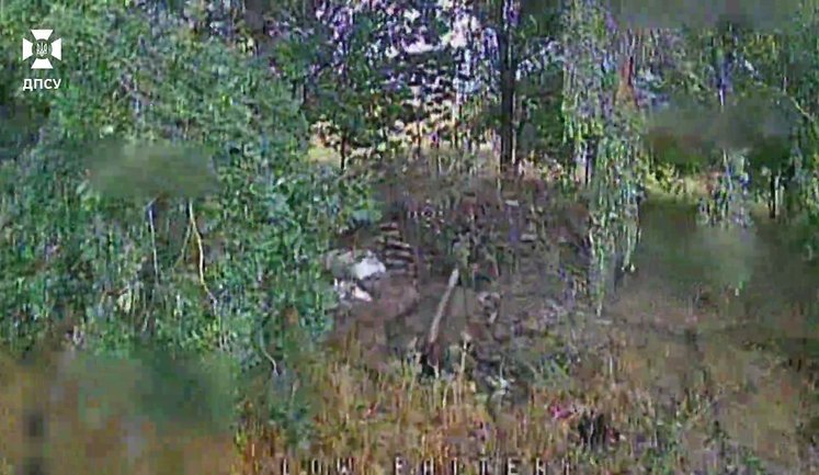 Border guards of "Steel Border" destroyed two camouflaged artillery pieces and two mortars belonging to occupying forces. VIDEO