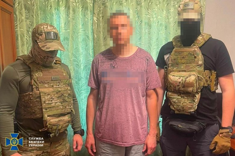 СБУ затримала двох агентів РФ, які наводили удари по Запоріжжю: один із них експосадовець оборонного заводу