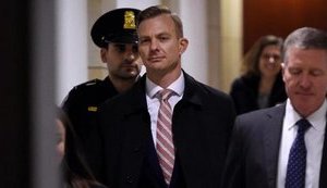 Сондленд заявив Трампу, що Зеленський погодився провести розслідування проти Байденів, - співробітник посольства США в Києві Холмс. ДОКУМЕНТ