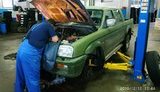 Волонтери "Мега-поліграфа" просять українців допомогти закрити борги з ремонту військових машин. ФОТОрепортаж