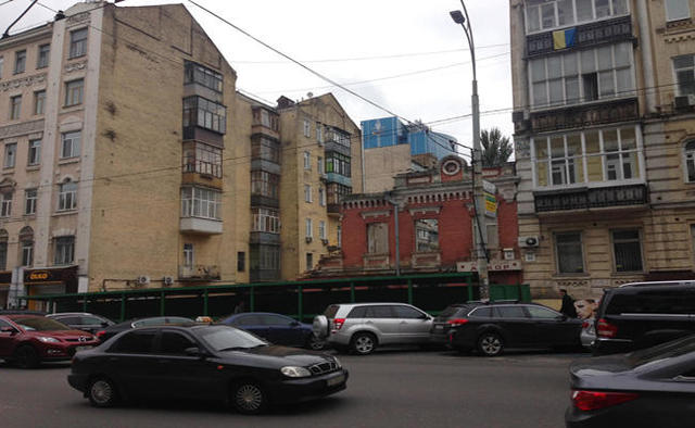 строительство киев рейдерство
