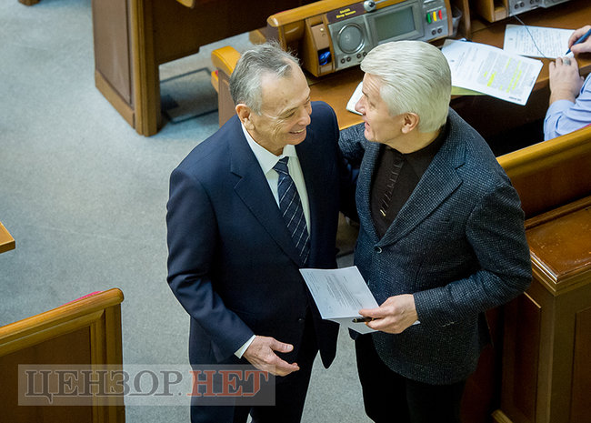 Листування Писаренка щодо оптимізації бізнесу, дискусія Рябчина з Парубієм, розмова Герасимова із Шаховим та Мельничуком, - робота ВР 8 лютого 12