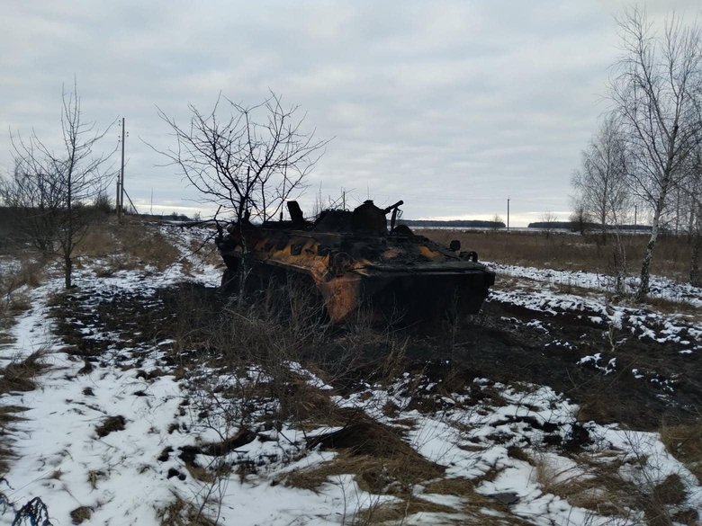 На Чернігівщині українські воїни знищили колону постачання окупантів 07