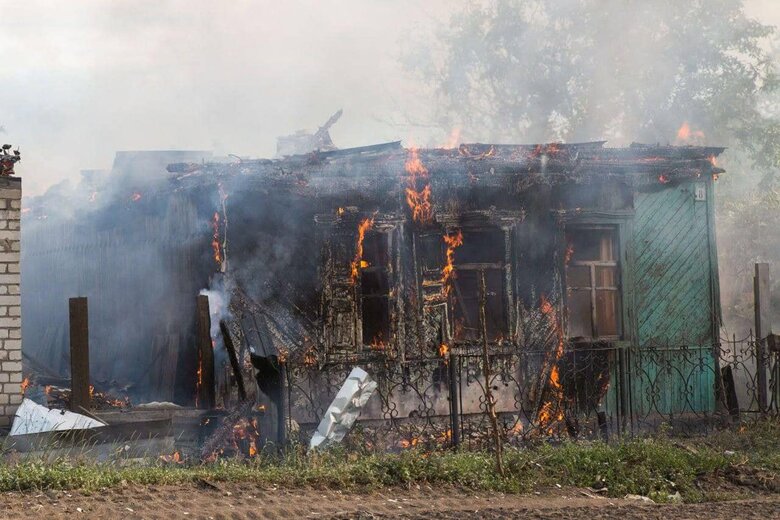 Рашисты нанесли три авиаудара вокруг Лисичанска, в Северодонецке безостановочно продолжаются бои, - Гайдай 08