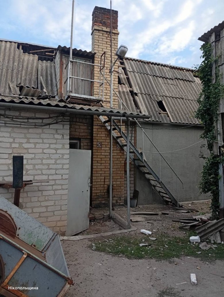 Обстріли Дніпропетровщини: пошкоджені будинки та інфраструктура