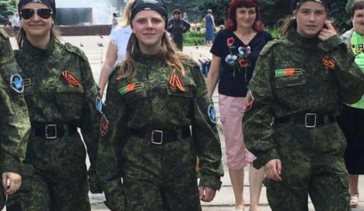 Soviet-style youth squads make comeback in eastern Ukraine