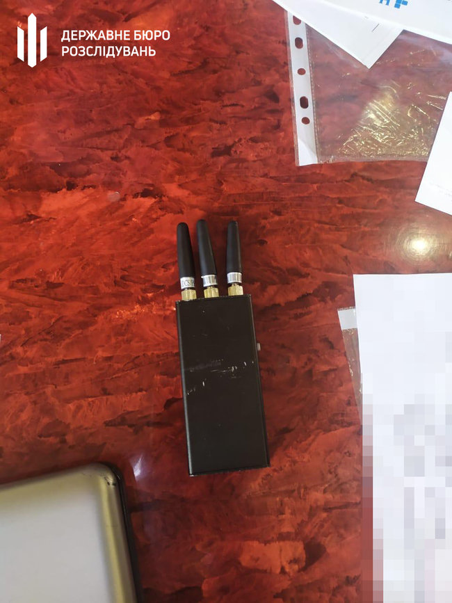 В Одессе группа мошенников во главе с экс-полицейским завладела 19 квартирами, - ГБР 05 В Одессе группа мошенников во главе с экс-полицейским завладела 19 квартирами, - ГБР 05