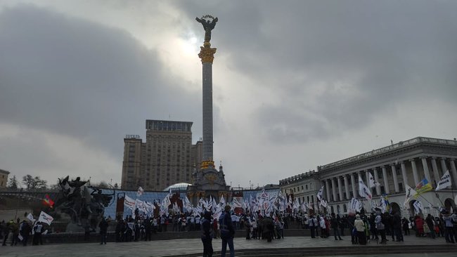 Локдаун - это смерть для бизнеса: ФОПы протестуют на Майдане против карантина для предпринимателей 05
