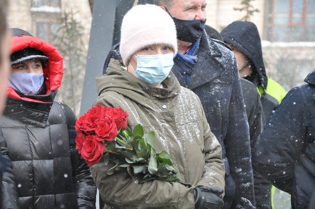 Kyiv marks anniversary of deadly shootings during EuroMaidan protests 16