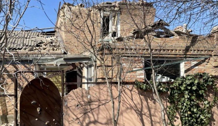 Враг атаковал Днепропетровщину беспилотниками, артиллерией и авиабомбами: погиб человек, еще пятеро пострадали