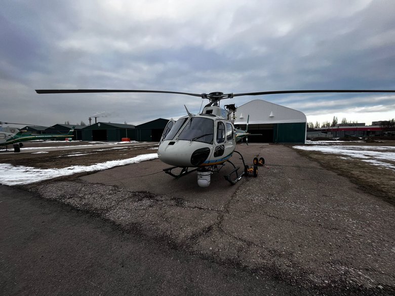 Одеські прикордонники отримали три нові французькі гелікоптери AIRBUS H125 02