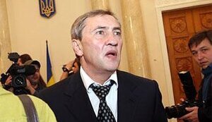 Черновецкий продает свои активы и готовится сбежать за границу, - Куликов