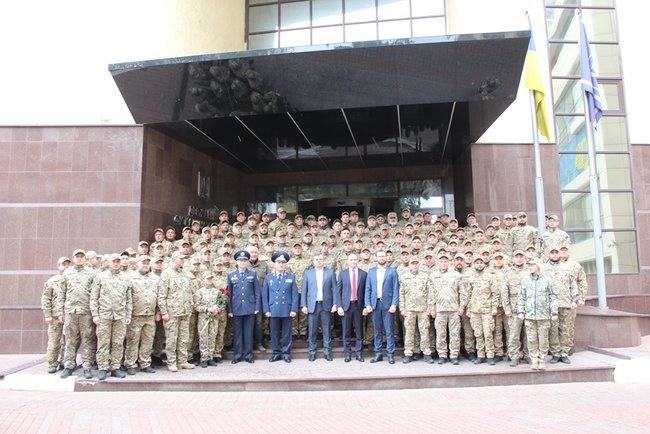 Спецпідрозділ податкової міліції запобіг 1366 спробам незаконного переміщення товарів через лінію розмежування, - перший заступник голови ДФС Сергій Білан 01