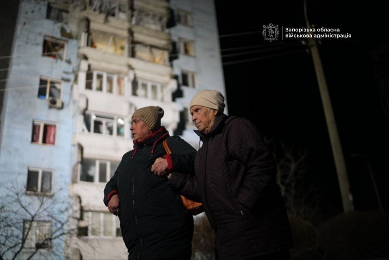 Удар по Запоріжжю: загиблий, п’ятеро поранених і пожежі
