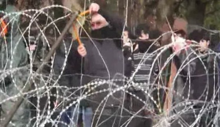 Польша отразила попытку прорыва границы нелегалами из Беларуси: на подходе новые группы. ВИДЕО