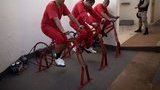 Заключенные вырабатывают электричество для города: "Больше крутишь - быстрее выйдешь". ФОТОрепортаж