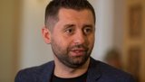 Нічого не знаю про нібито наміри 11 нардепів залишити фракцію "Слуга народу", - Арахамія