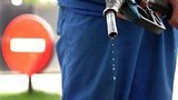 Кабмин нашел "крайних" в росте цен на бензин: виноваты импортеры