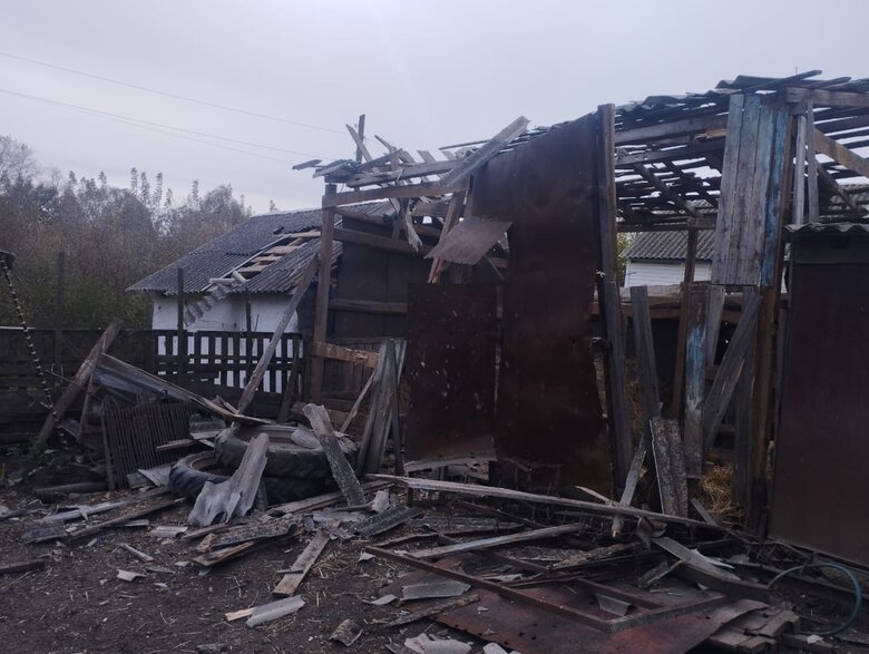 Наслідки обстрілів Сумщини: Пошкоджено 3 приватні будинки та об’єкт інфраструктури 02