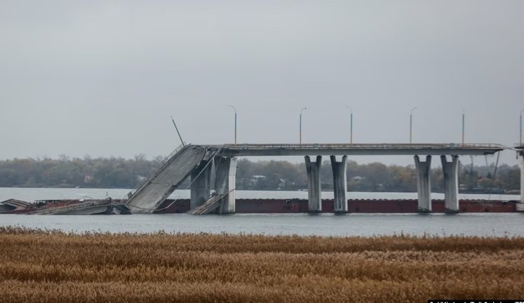 Россияне штурмуют Антоновские мосты, но безуспешно, - Силы обороны