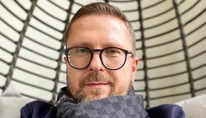 Гроші на рахунок Шарія вносили готівкою, він купив на них віллу в Іспанії, - журналіст Іванов
