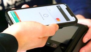 Apple Pay більше не працює в РФ, - Федоров