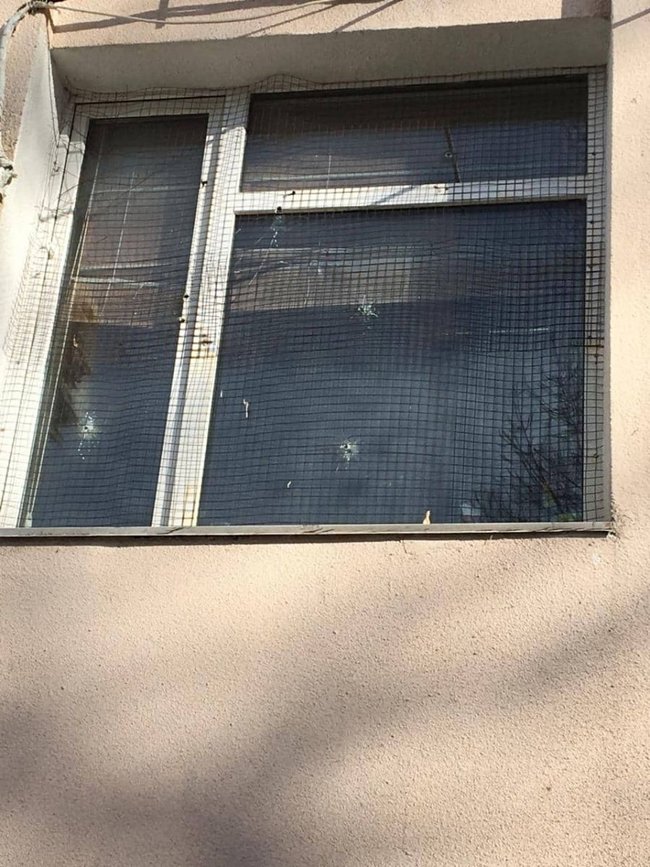 Unknown people attacked Holosiivskyi district court in Kyiv 04