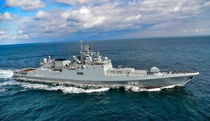 Російський фрегат Адмирал Эссен