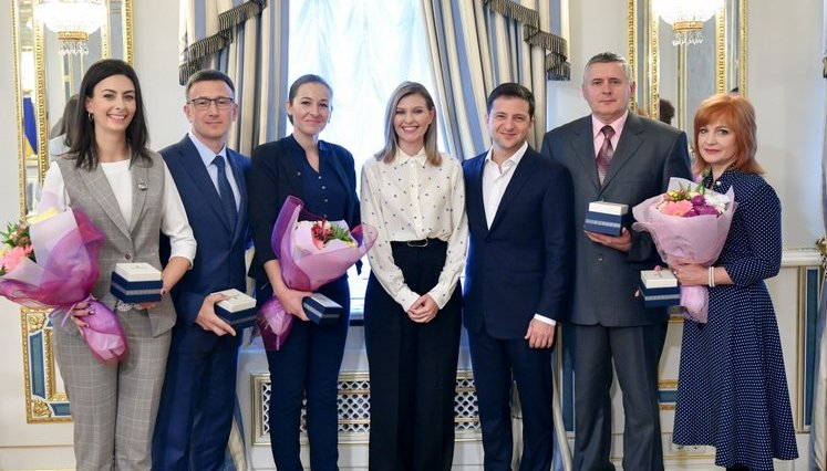 Зеленский встретился с победителями конкурсов "Учитель года - 2019" и Global Teacher Prize Ukraine 2019. ФОТОрепортаж