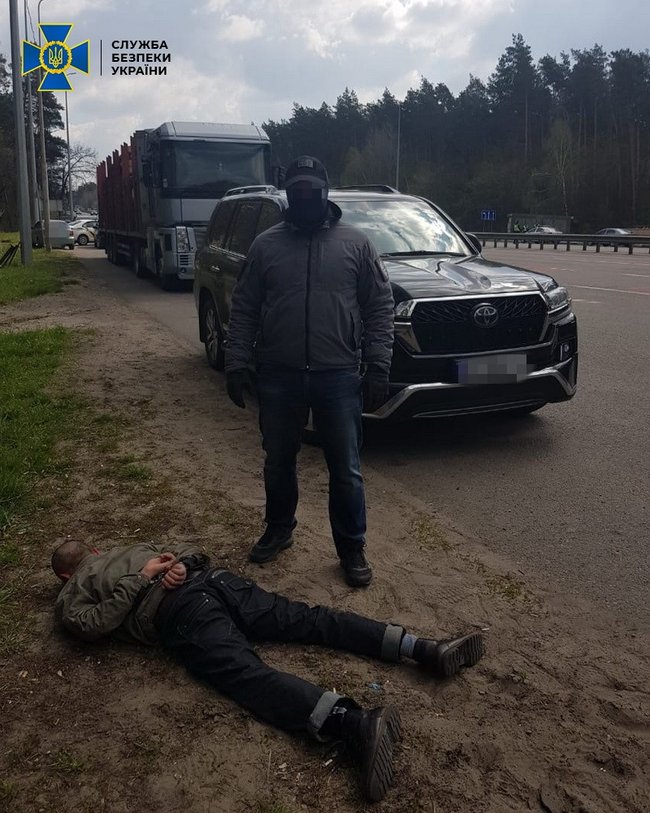 Контррозвідка СБУ блокувала канал переправлення нелегалів з Азії до Румунії 02