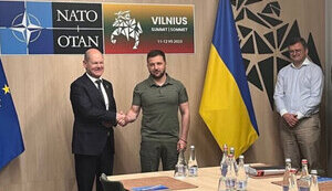 Президент Зеленский и канцлер Германии Шольц начали двустороннюю встречу на саммите НАТО. ФОТО