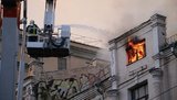 В Киеве горел 4-этажный жилой дом на Большой Васильковской, - ГСЧС (обновлено). ФОТО