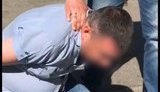 Шахраїв, які вимагали 16 тис. дол. нібито від імені керівництва СБУ, затримано в Києві. ФОТОрепортаж