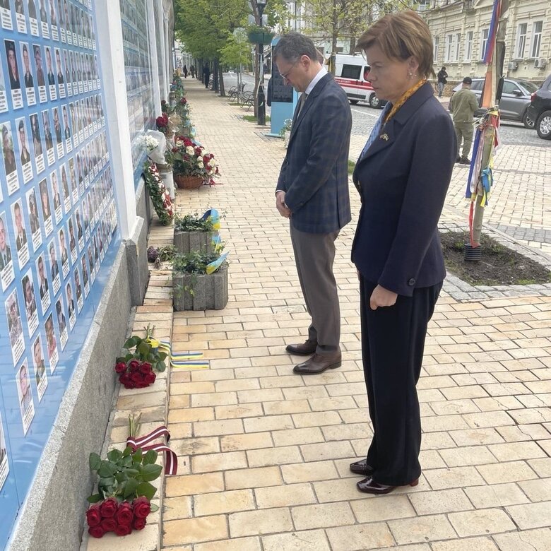 Очільниця МЗС Латвії Браже і глава МЗС України Дмитро Кулеба у Києві