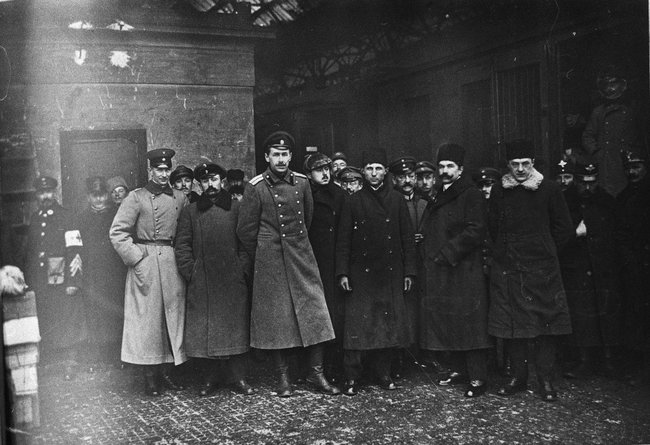 К 100-летию боя под Крутами в Сумах подготовили онлайн-выставку 05