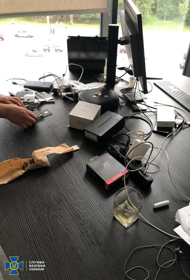 SBU exposes illegal cryptocurrency conversion center 06