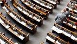Литвин открыл внеочередную сессию Рады и сразу объявил перерыв: БЮТ и ПР поспорили из-за Евро-2012 (обновлено)