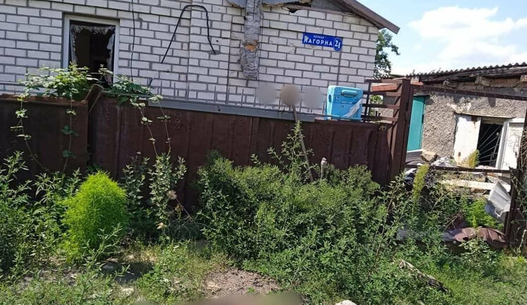 Guardian reports on new case of Russian abuse of Ukrainian military personnel in Donbas