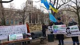 Посольство России в Берлине пикетировали в защиту крымских татар. ФОТОрепортаж