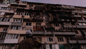 Более 400 дронов и 18 ракет выпустила РФ ночью, повреждено посольство Азербайджана, - Зеленский