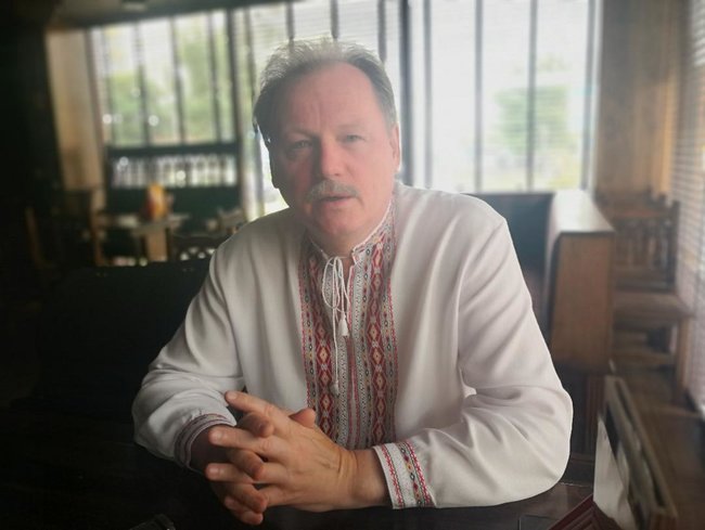 Читаю групи антивакцинаторів - реально залишки волосся дибки стають!: освітній омбудсмен Сергій Горбачов – про COVID-19 у школі, онлайн-уроки та новий навчальний рік 01