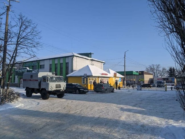 Понад 4 тисячі пунктів обігріву запрацювали в Україні, - ДСНС 02