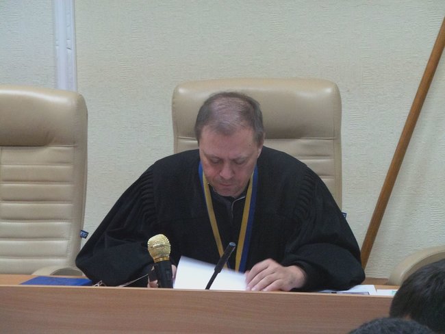 Экс-заместителю главы правления Укргаздобычи Тамразову избирают меру пресечения. Суд принял решение о закрытом заседании 02