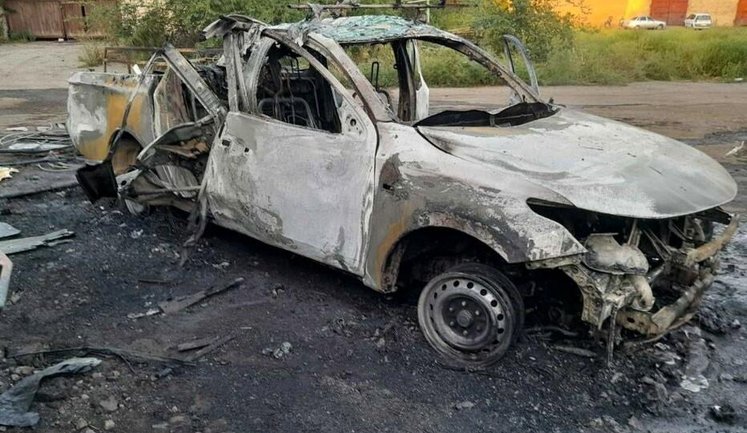 Енергетики ДТЕК потрапили під ворожий обстріл на Дніпропетровщині: знищено автівку. ФОТО