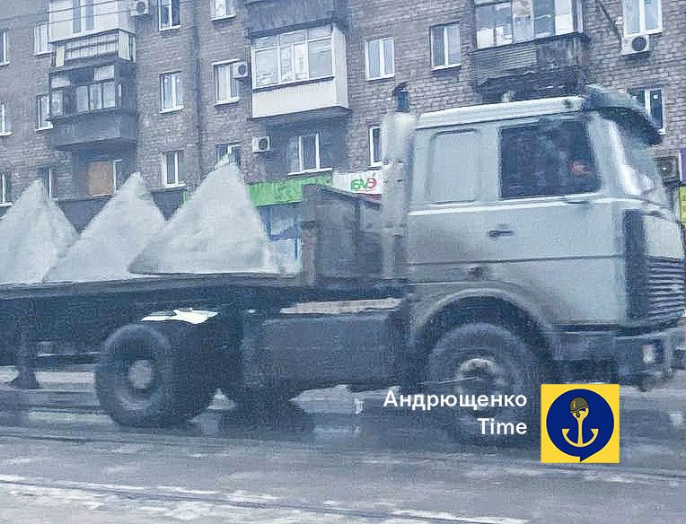 Рашисти перекидають зуби дракона на Вугледарський напрямок, - Андрющенко 02