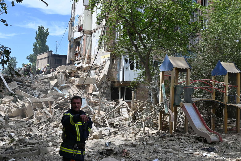 удар по будинку у Шевченківському районі Києва