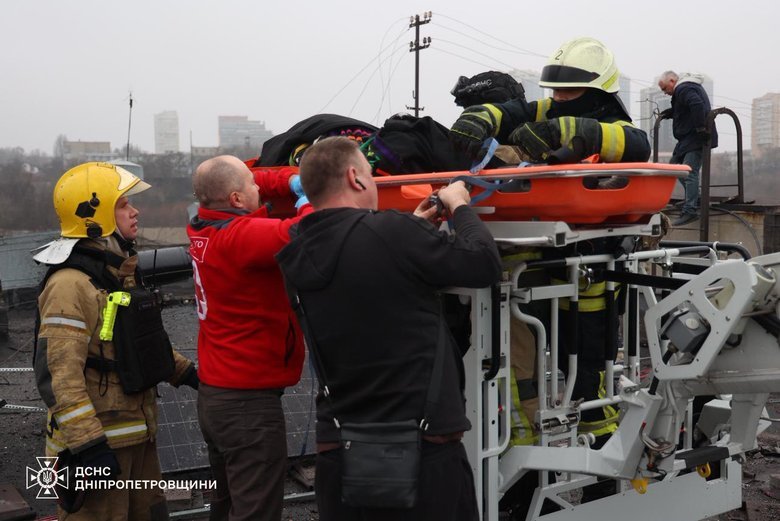 Дніпро після обстрілу
