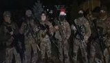 "С Новым годом! Будьте сильными, качайте бицепсы и готовьтесь бить моск@лив", - волонтер Игорь Ященко. ВИДЕО