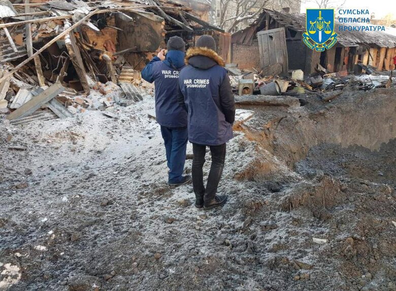 Рашисты ударили ракетами по Шостке, ранена женщина, повреждено минимум 26 домов 01 Рашисты ударили ракетами по Шостке, ранена женщина, повреждено минимум 26 домов 01